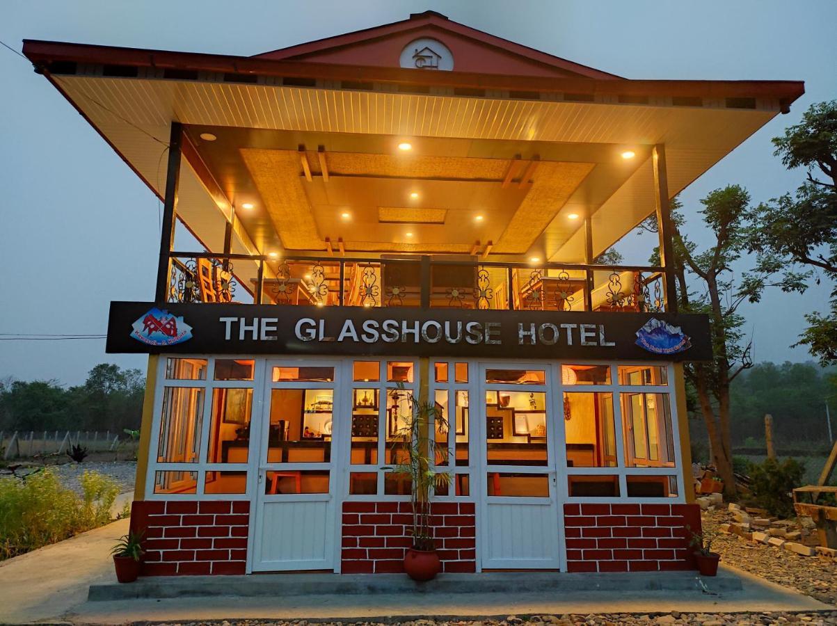 The Glasshouse Hotel Kawasoti Экстерьер фото