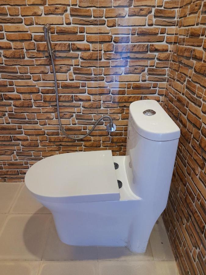 The Glasshouse Hotel Kawasoti Экстерьер фото